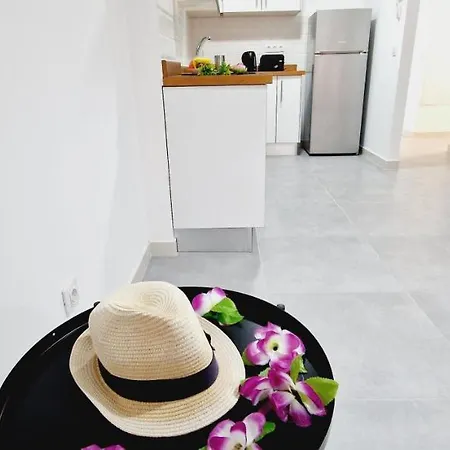 Apartment Playa San Juan & Wifi Free